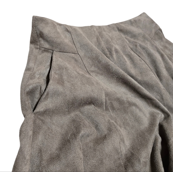 She+Sky faux swede leather skirt. Size S tan skirt. - Picture 6 of 6
